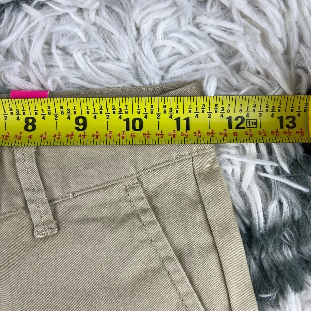 NWT The Children's Place Girls Bermuda Shorts Size 6x/7 Stretch Beige